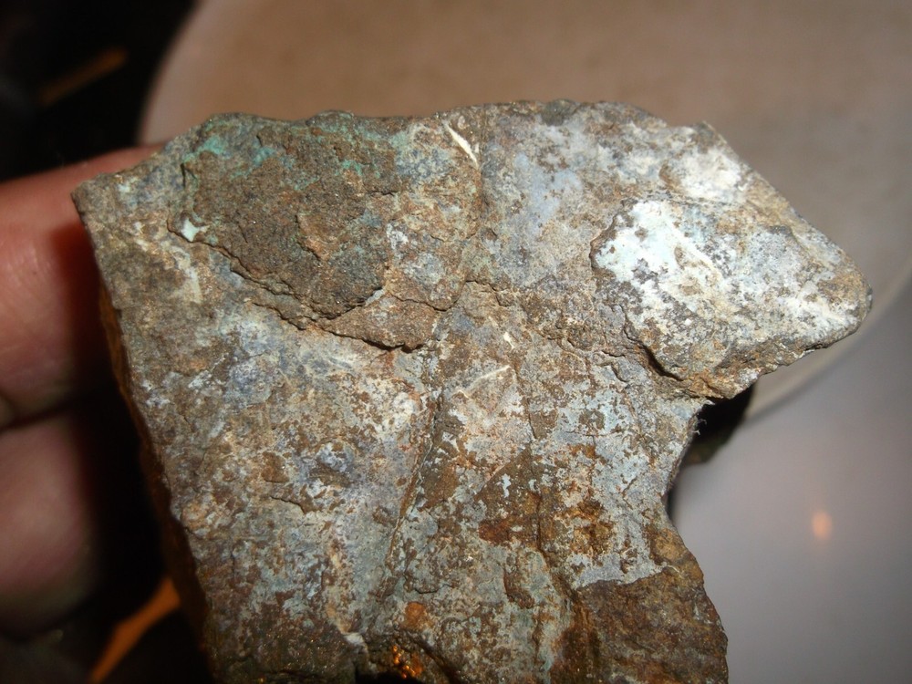 Gold, silver, copper, 230 grams samples ,ore high grade .