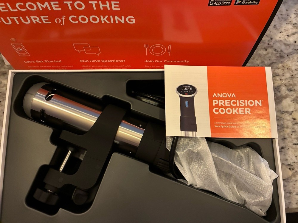 NEW Anova Culinary Sous Vide Precision Cooker WiFi + Bluetooth 900W