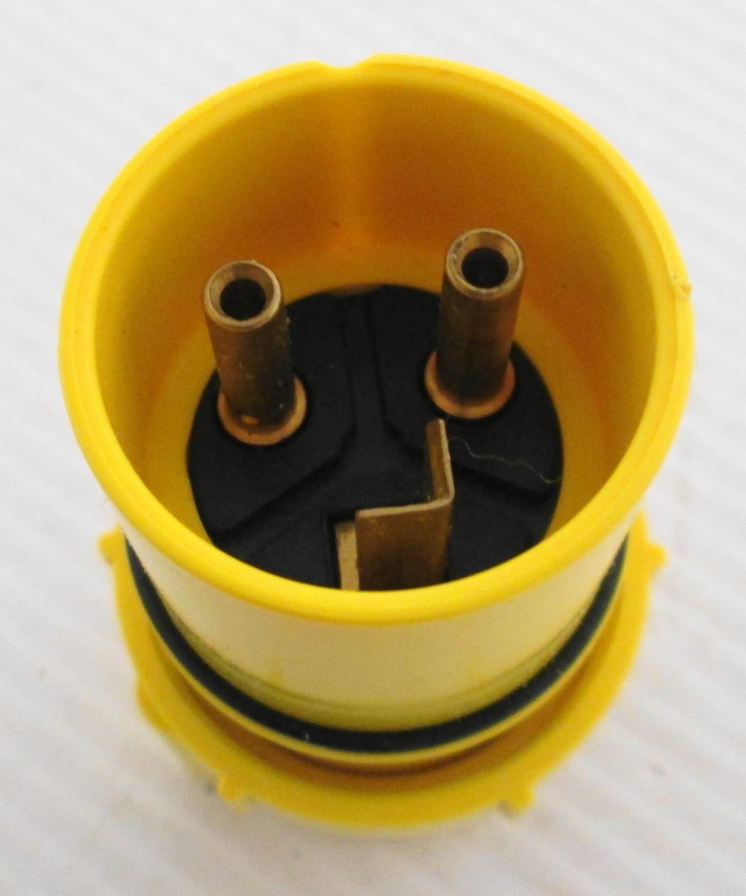 Thomas & Betts 9P23U2 Plug Assembly 20A 250VAC