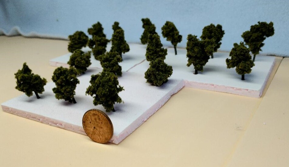 Z SCALE - HAND CRAFTED TREEZ - Light Green - Correct Sized for Z Scale - 18 Pack