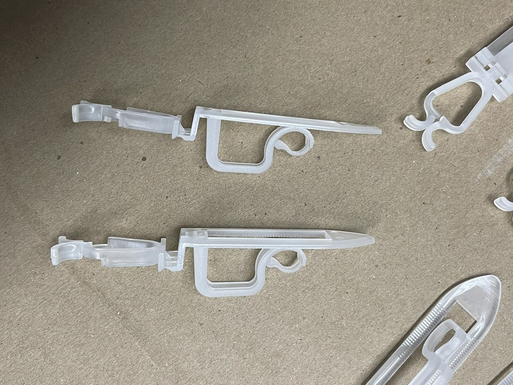 100-pack Heavy Duty Light Clips