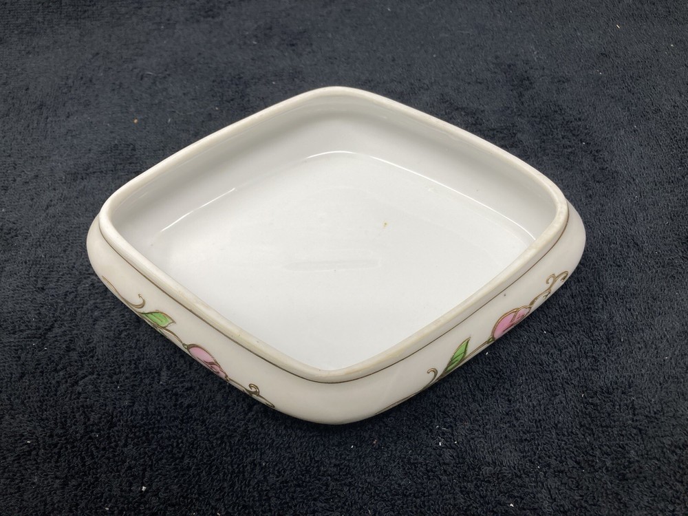 vintage dresser box