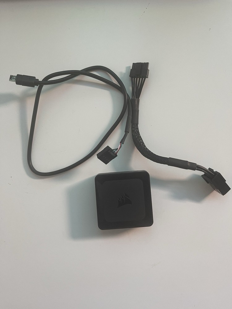 iCUE LINK System Hub, Black