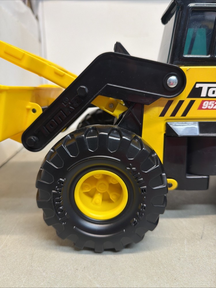 Tonka Steel Classics Front Loader 952 2020 Great Condition
