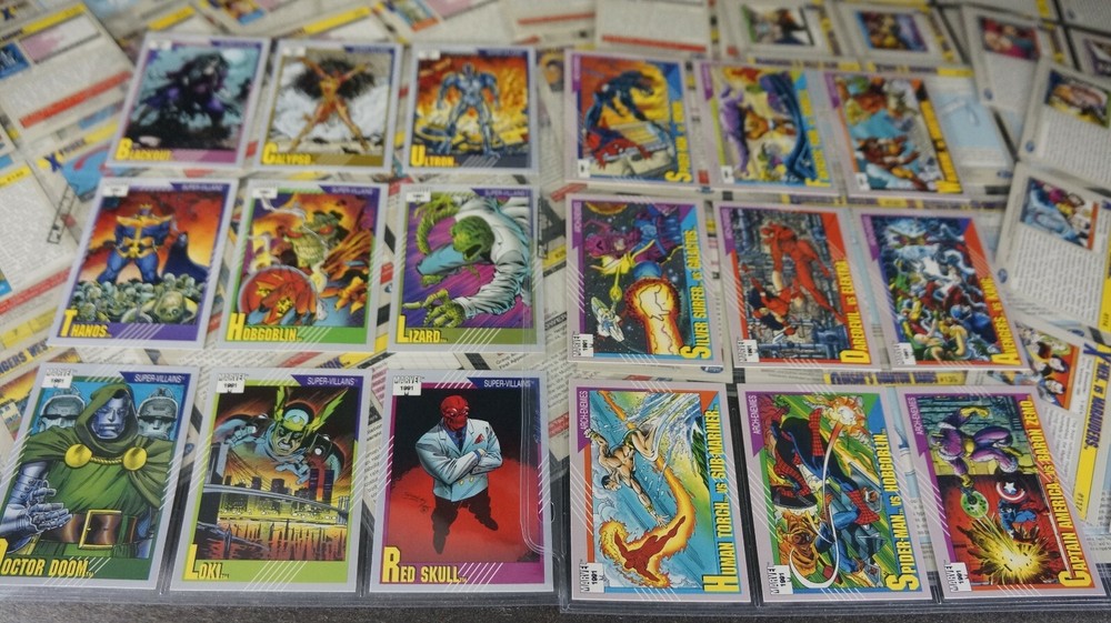 Set 160 MARVEL UNIVERSE CARDS Including Thanos #85 EXCELLENT