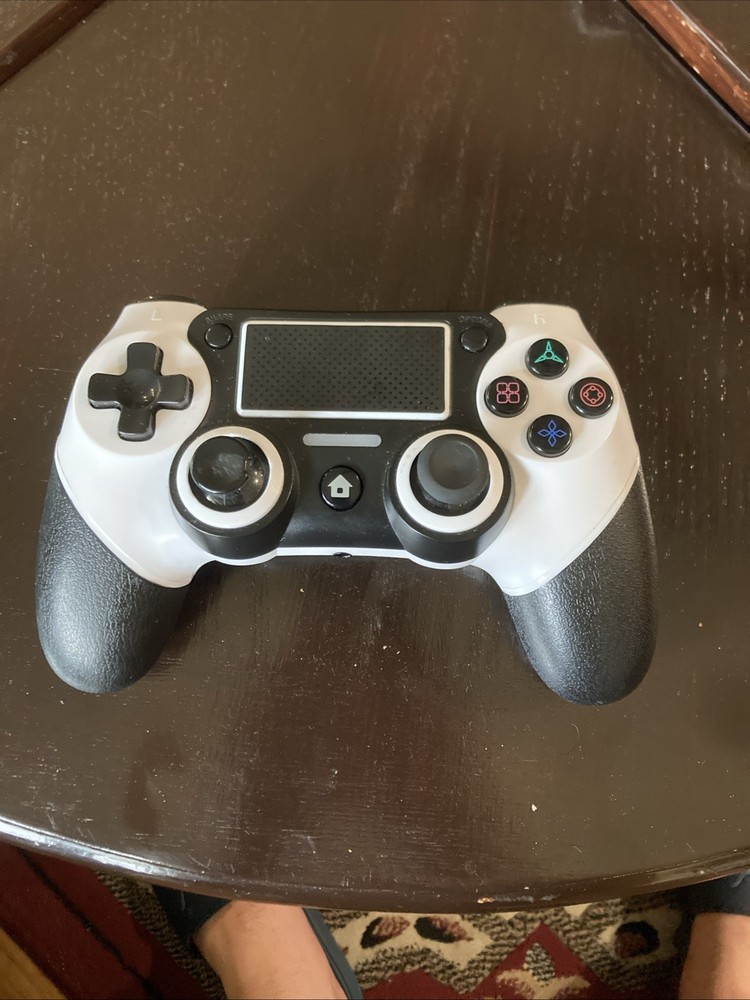 Fake PS4 Controller Does Not Work Well