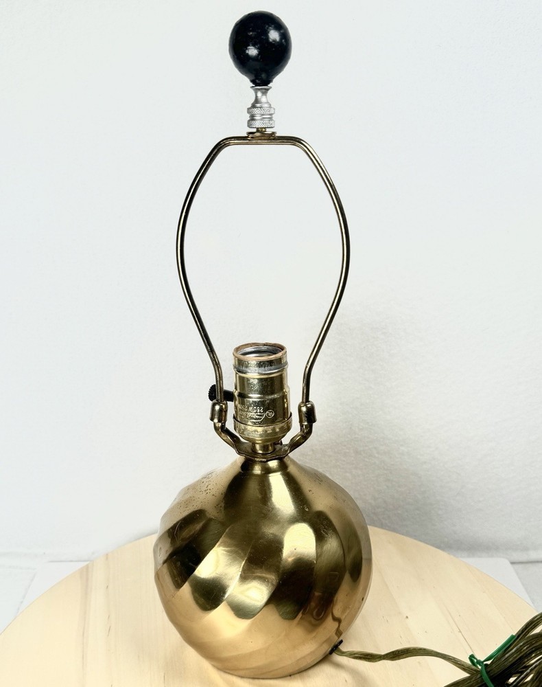 VTG Solid Brass Swirl Globe Table Lamp 14.5” Tall Without Shade
