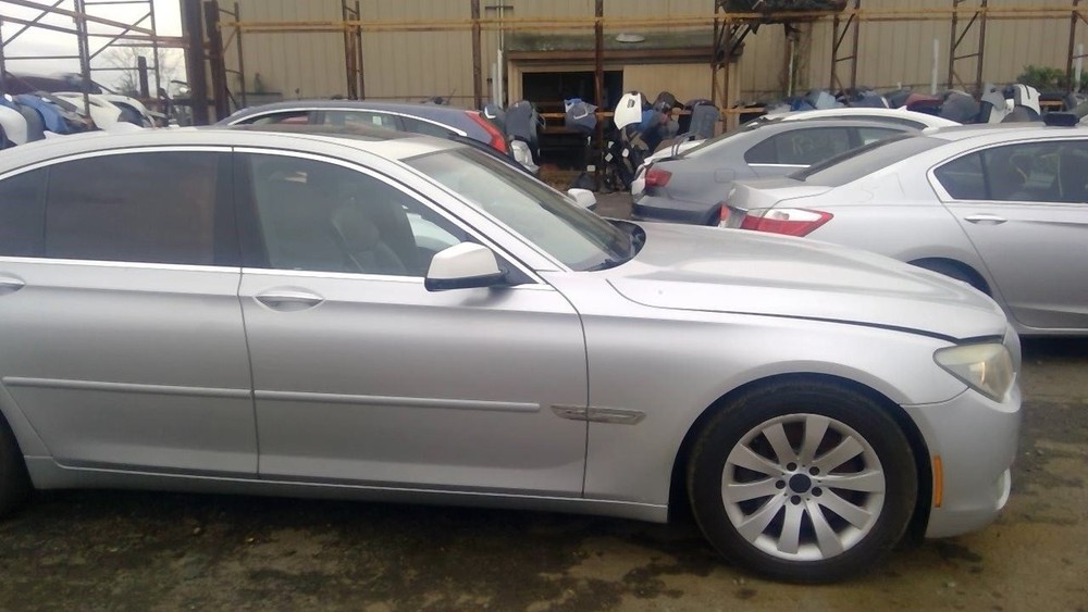 750I 2011 Air Shutter 1108403