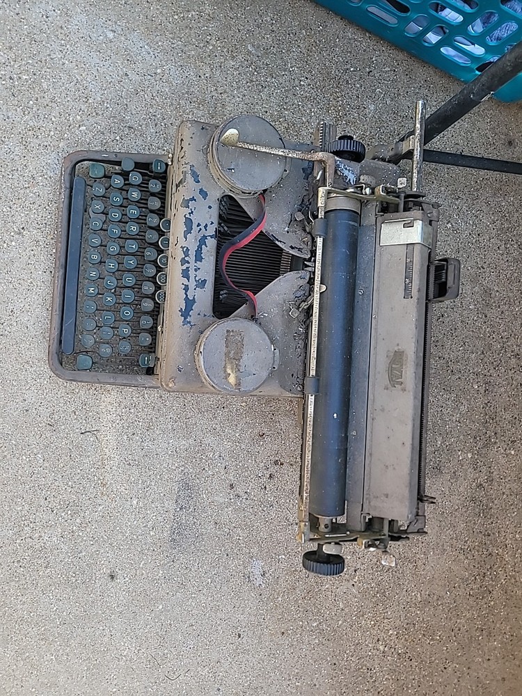 Royal Typewriter
