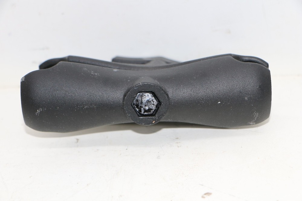 RAM-201U Ball Socket Double Arm Assembly Medium 1.5" Balls