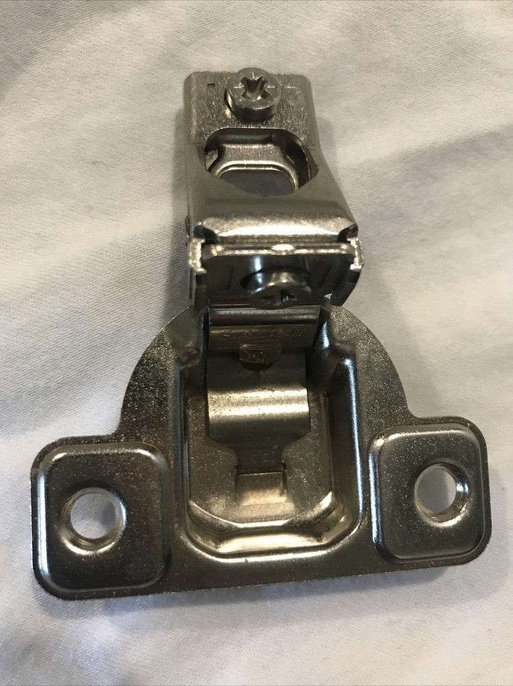 20 Pack SALICE E-centra Screw on 1/2" 106 Degree 2 Cam Self Close Hinge CSP3799