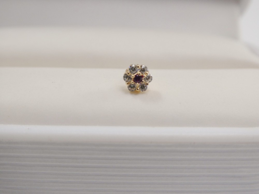 14K SOLID YELLOW GOLD FLOWER SHAPE NOSE STUD RING