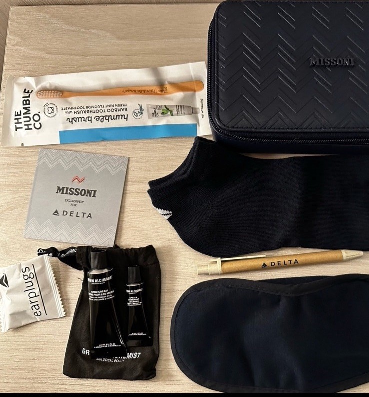New Delta One Missoni Amenity Kit Unopened