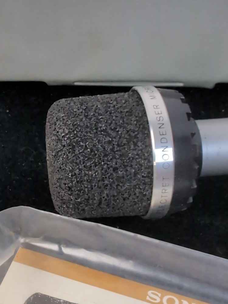 Sony Electret Condenser Microphone ECM-18 W/ Case & Instructions