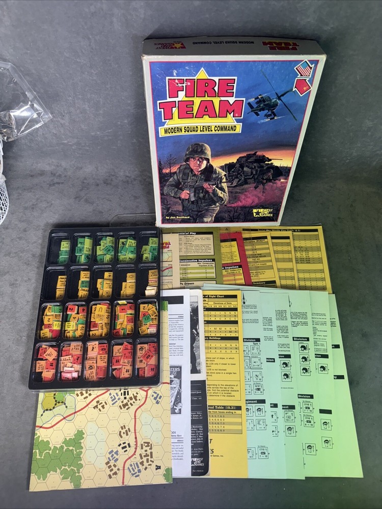 West End Games Fire Team Modern Squad Level Command 99% Complete 10210 READ*