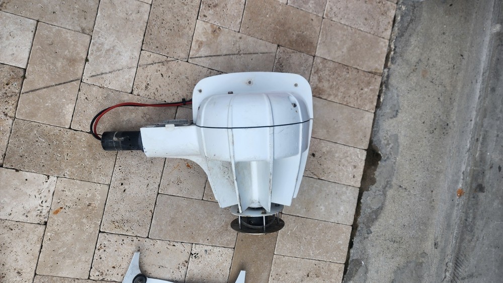 D400 Wind generator used for sale