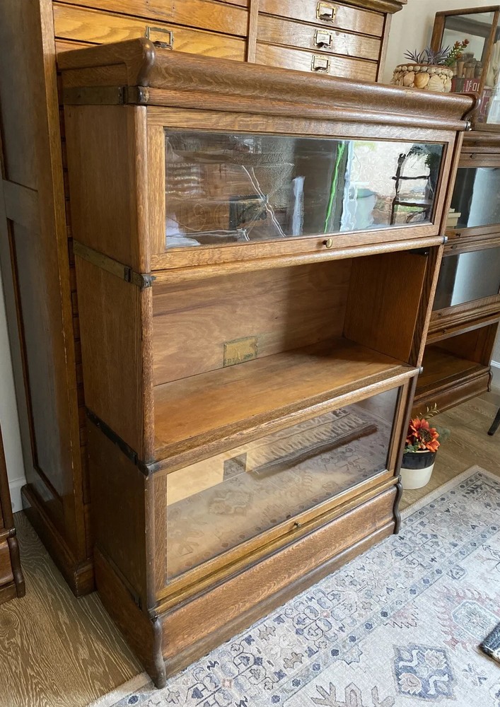 Excellent 34” Globe Wernicke Golden Oak 3 Stack Barrister Bookcase