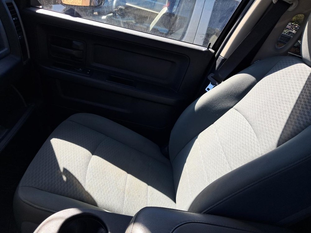 TDODR2500 2015 Glove Box 4827988