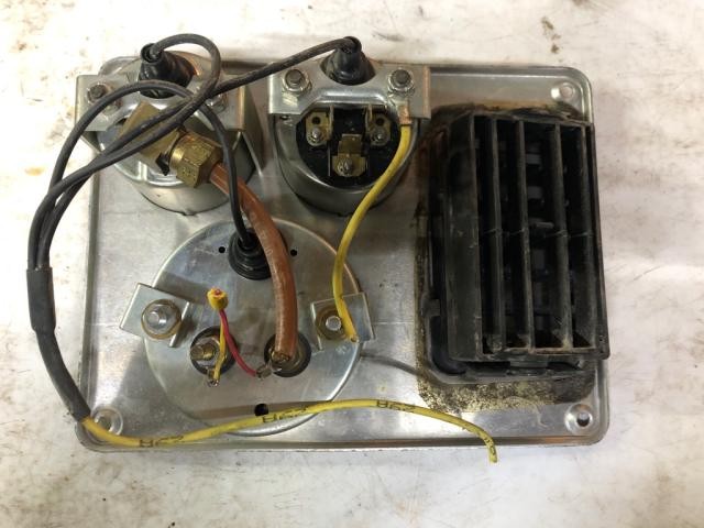 1988-2004 Freightliner FLD120 GAUGE Dash Panel - Used