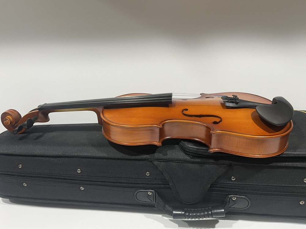 Full Sized Classic Kaizer Violin Set
