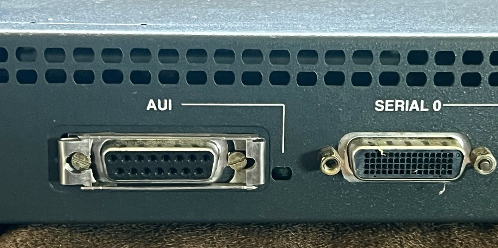 Cisco Systems 2500 SERIES 2501 Legacy Router l👀k
