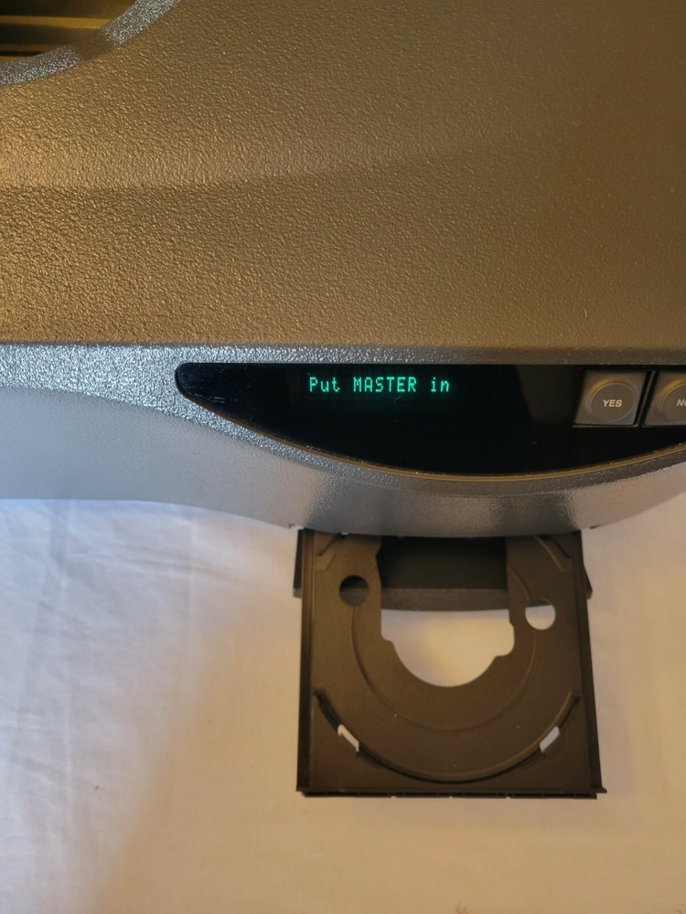 MicroBoards DVOR-1000-10 Orbit II DVD Disc Duplicator System *Needs Band Repairs