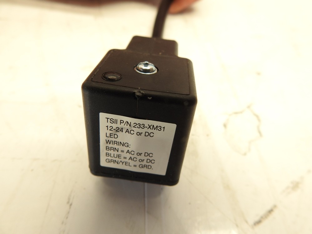 NEW TSII Proximity Switch 233-XM31D