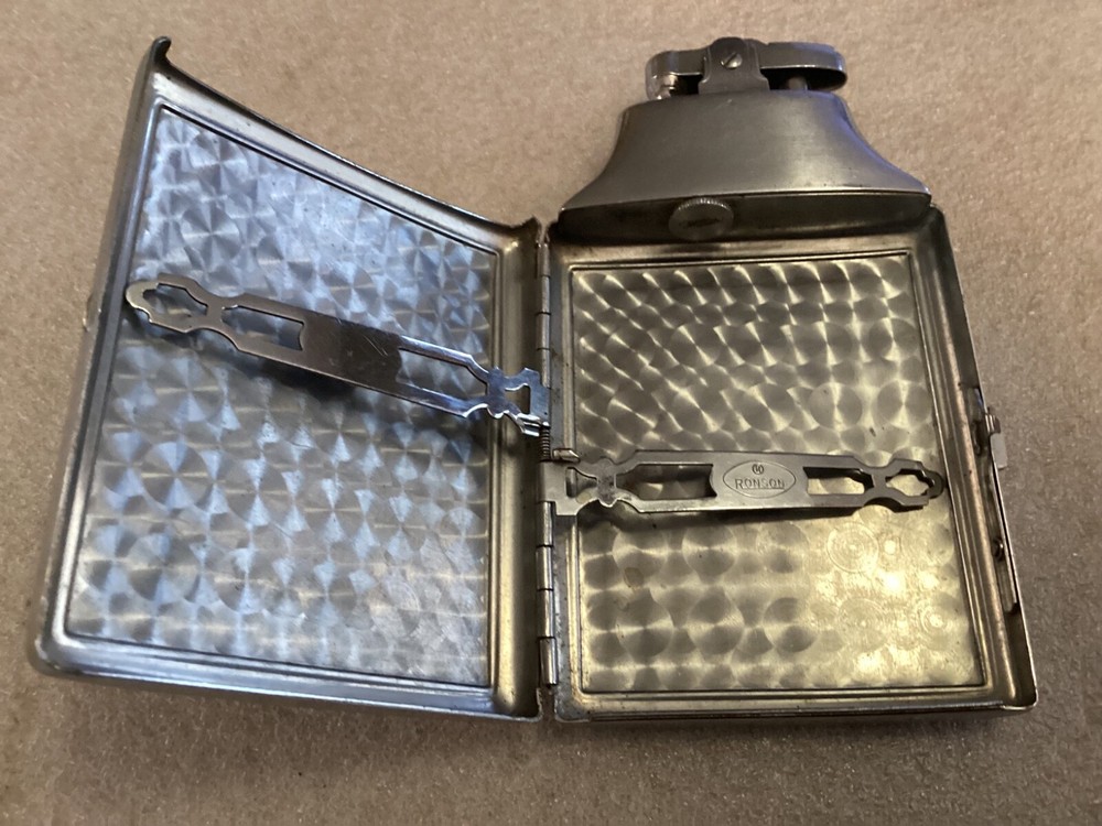 RONSON CIGARETTE CASE WITH LIGHTER
