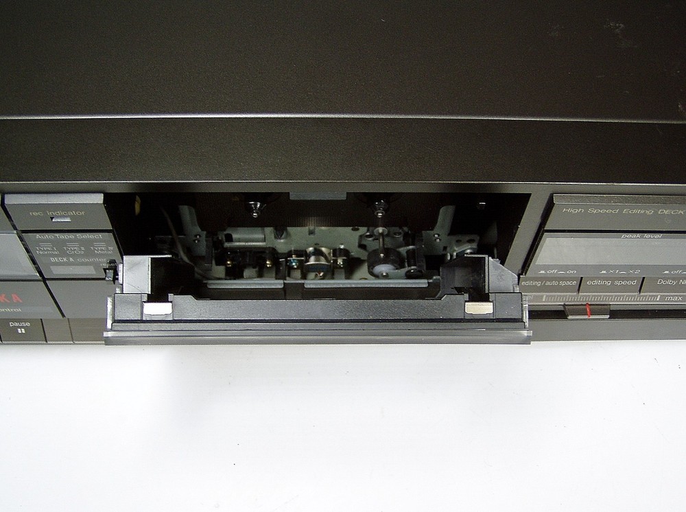 Technics RS-D190W Double CASSETTE DECK PLAYER See Video -Deck B No Left Channel