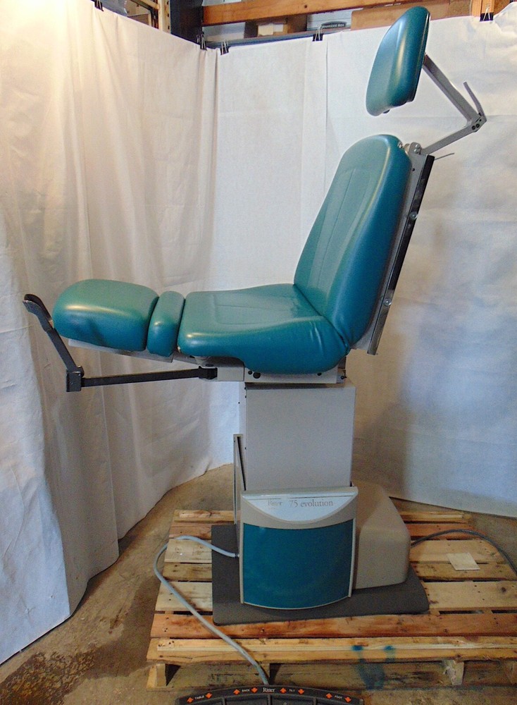 Midmark 319 75 Evolution Examination Procedure Chair & Foot Control S6321x