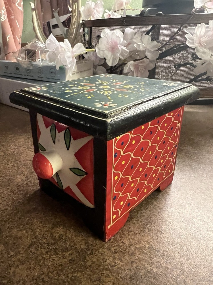 Handmade Spice Chest from Bahrain