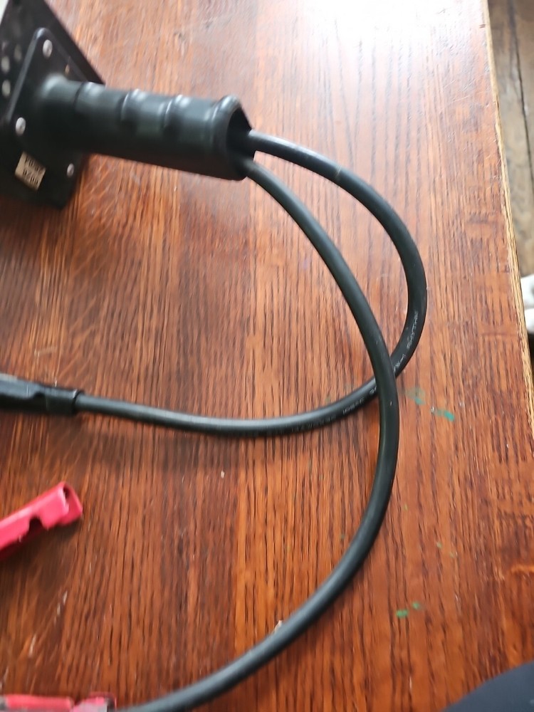Associated 6/12 Volt Battery Tester Model 6026 Battery Load Test Charge system