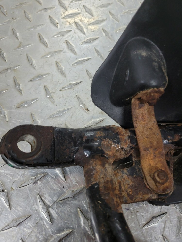 2006 HONDA RANCHER 400 AT 4x4 Left Front Lower A Arm NICE!!!!!!!!!!!!