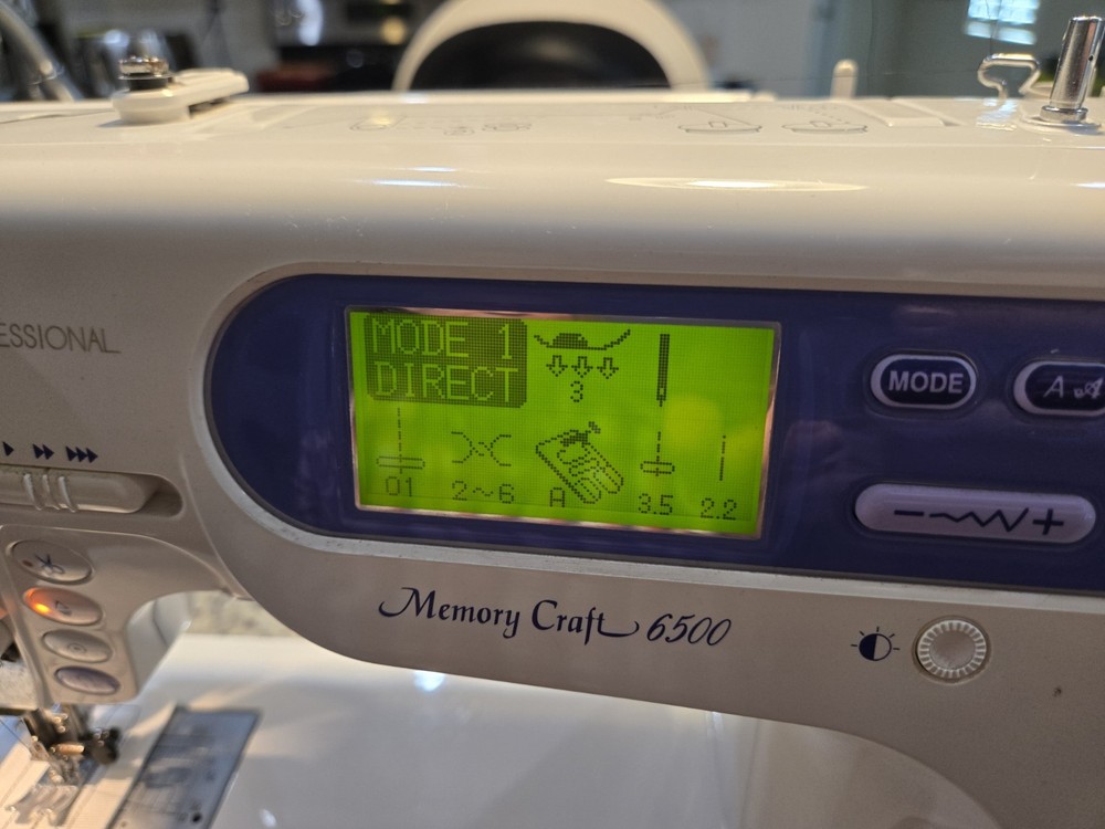Janome Memory Craft 6500 Computerized Sewing Embroidery Professional Machine