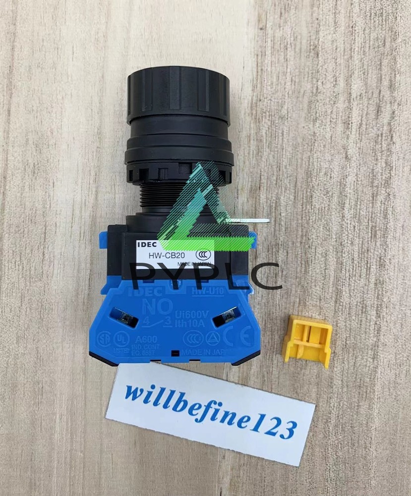 1PC New IDEC HW1R-2D20B Select Button Switch