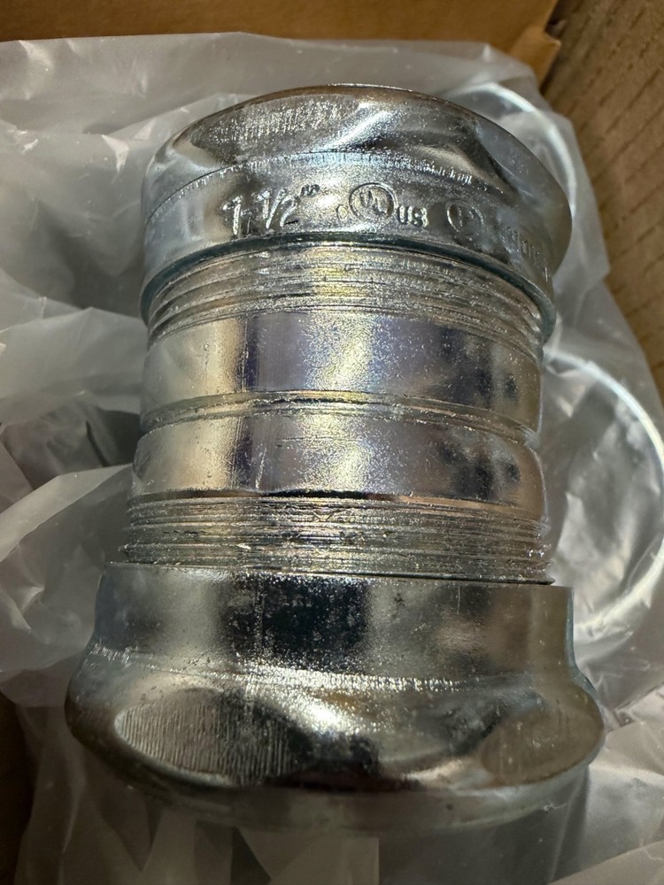 2" compression Type EMT Coupling 6200s (Box of 25)