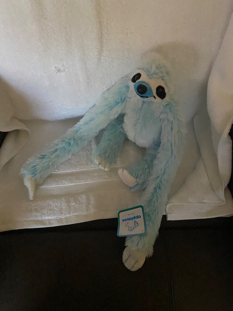 Applause SLOTH light blue bnwt awesome character ride along
