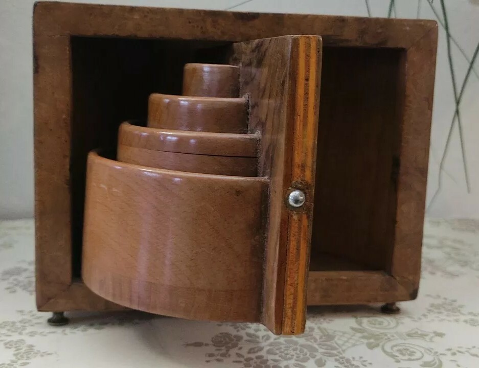 Cigarette holder, box, antique root box 1940s