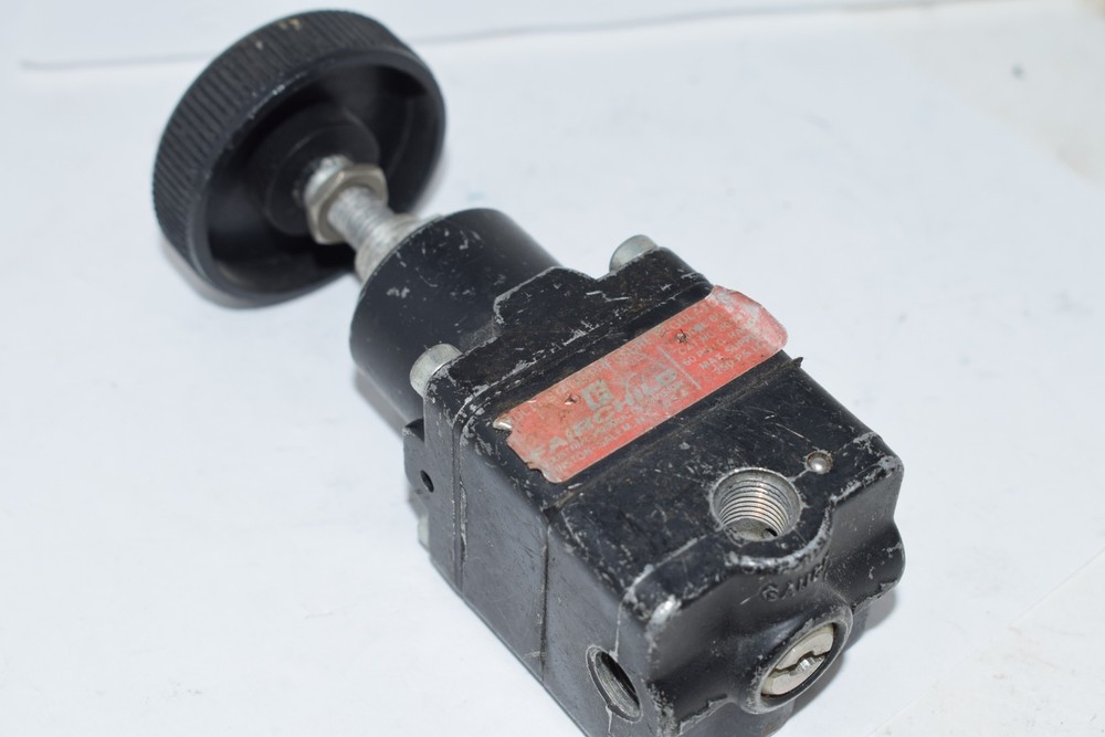 Fairchild Model 80B Multi-Stage Pressure Regulator 80341