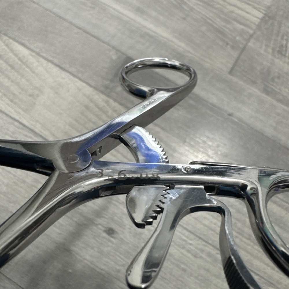 Sklar 3.6.08 Weitlaner Retractor, Sharp,