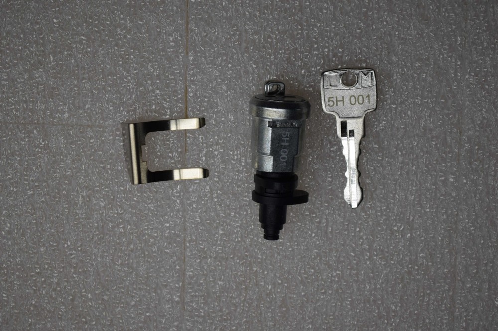 WINCOR Cassette Lock & Key 5H001