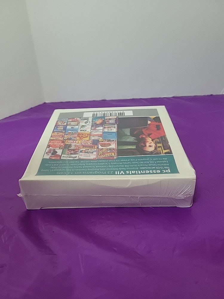Vintage Software PC Essentials Vll 23 Programs on 13 CDs Rare Sealed