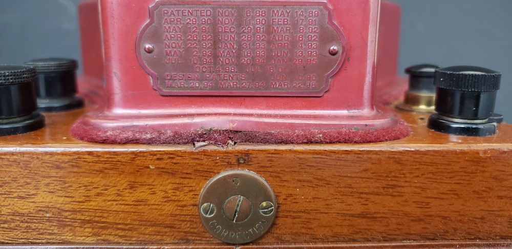 Vintage Weston's Direct Reading Volt-Meter Voltmeter