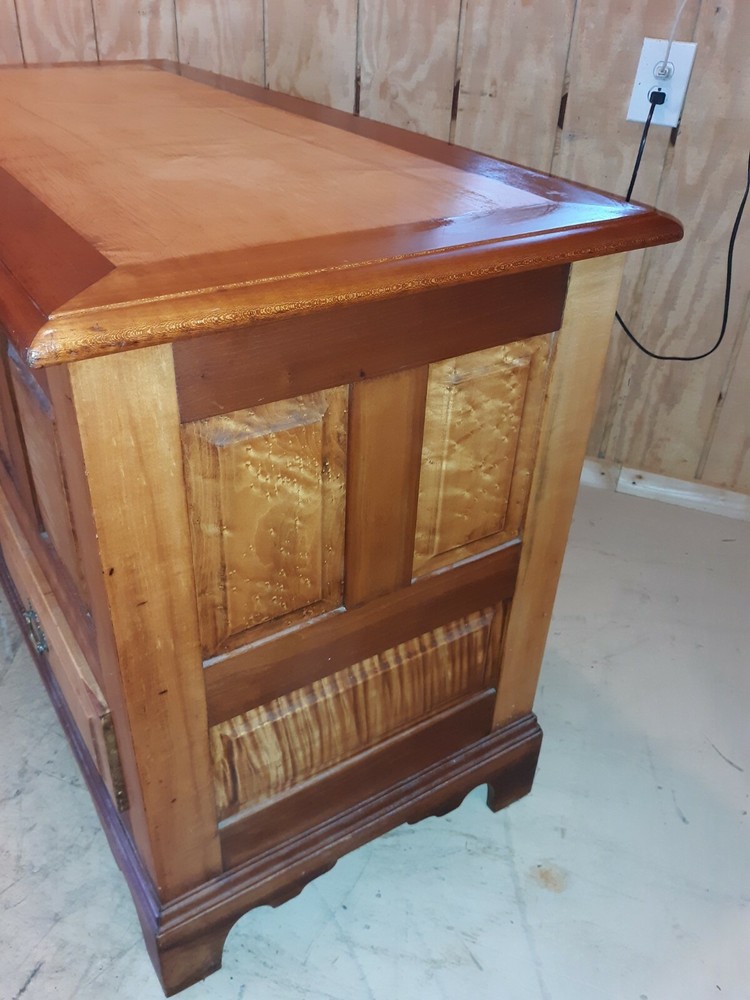 Signed Stickley Solid Maple Blanket Chest Some Tiger Grain