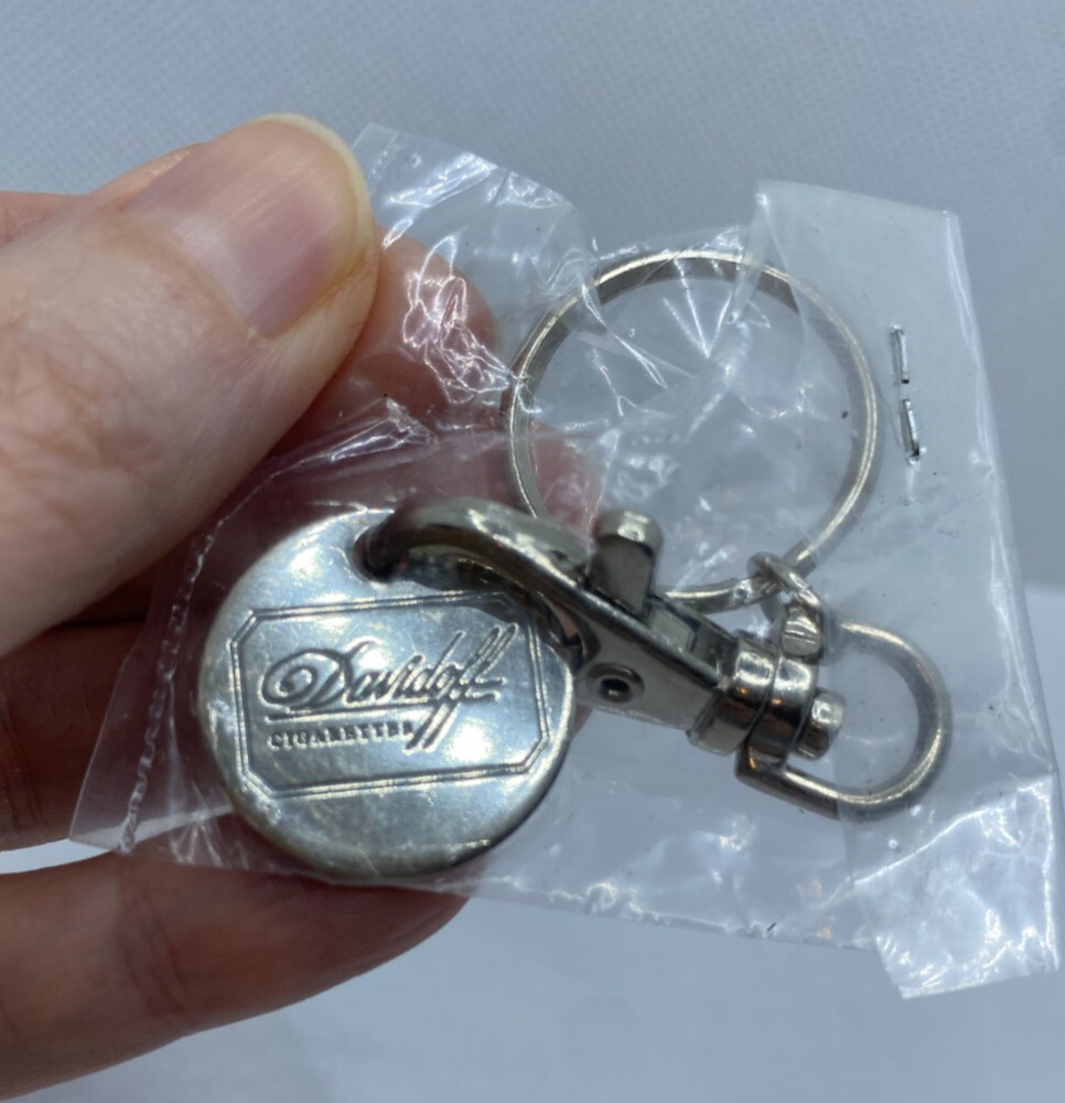 Davidoff Cigarettes Keychain Clip - Silver Tone - New In Package