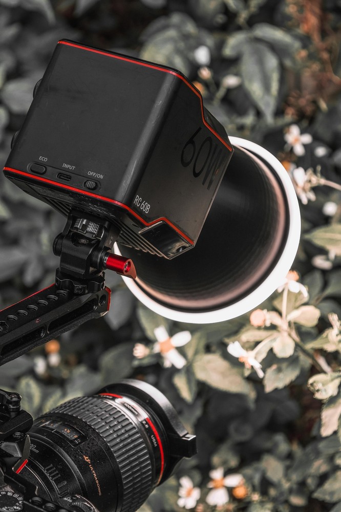 SmallRig RC 60B Bi-Color LED Monolight+Mini Parabolic Softbox+Silicone Diffuser