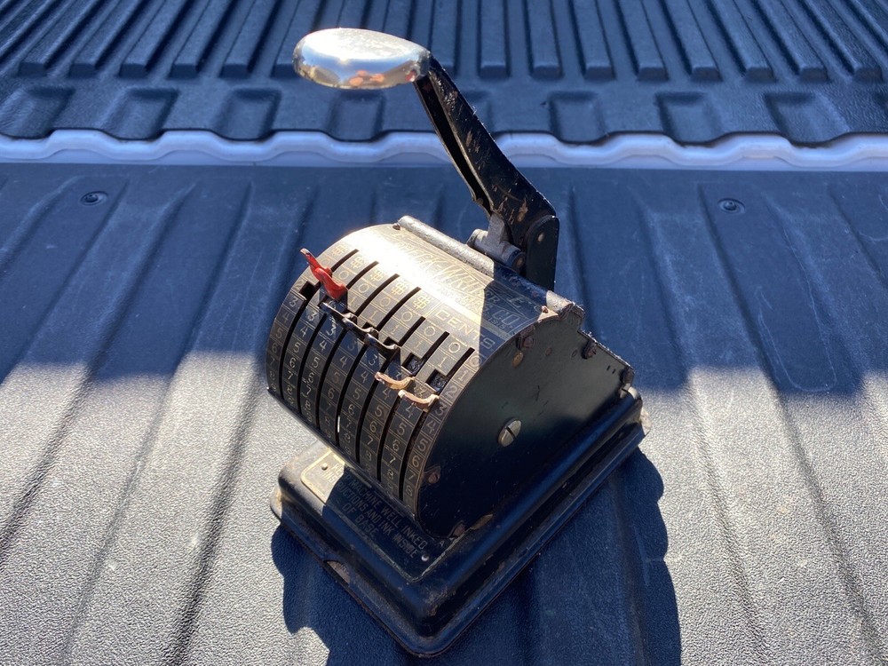 Vintage Check Writer by HEDMAN MFG CO