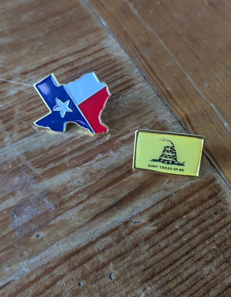Don't Tread On Me Pin & Texas Lapel Pin
