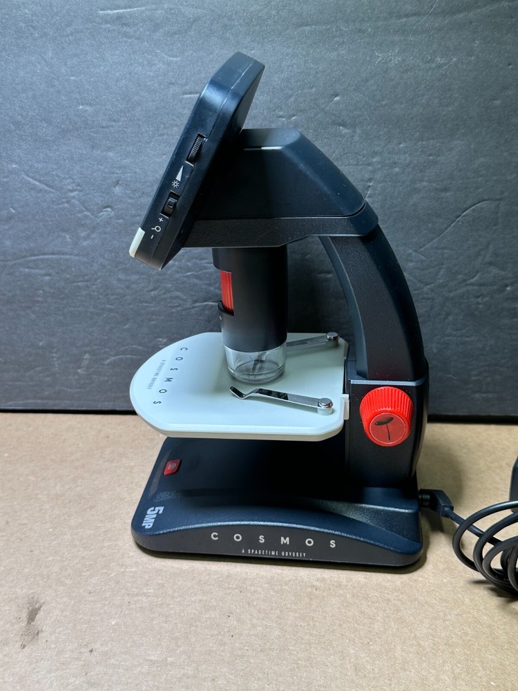 Celestron Cosmos, 5 MP Camera, LCD Digital Microscope. Tested!