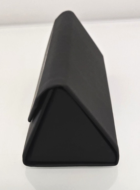 Blanc Black Pyramid Foldable Eyeglasses Case w/ Blanc Cleaning Cloth